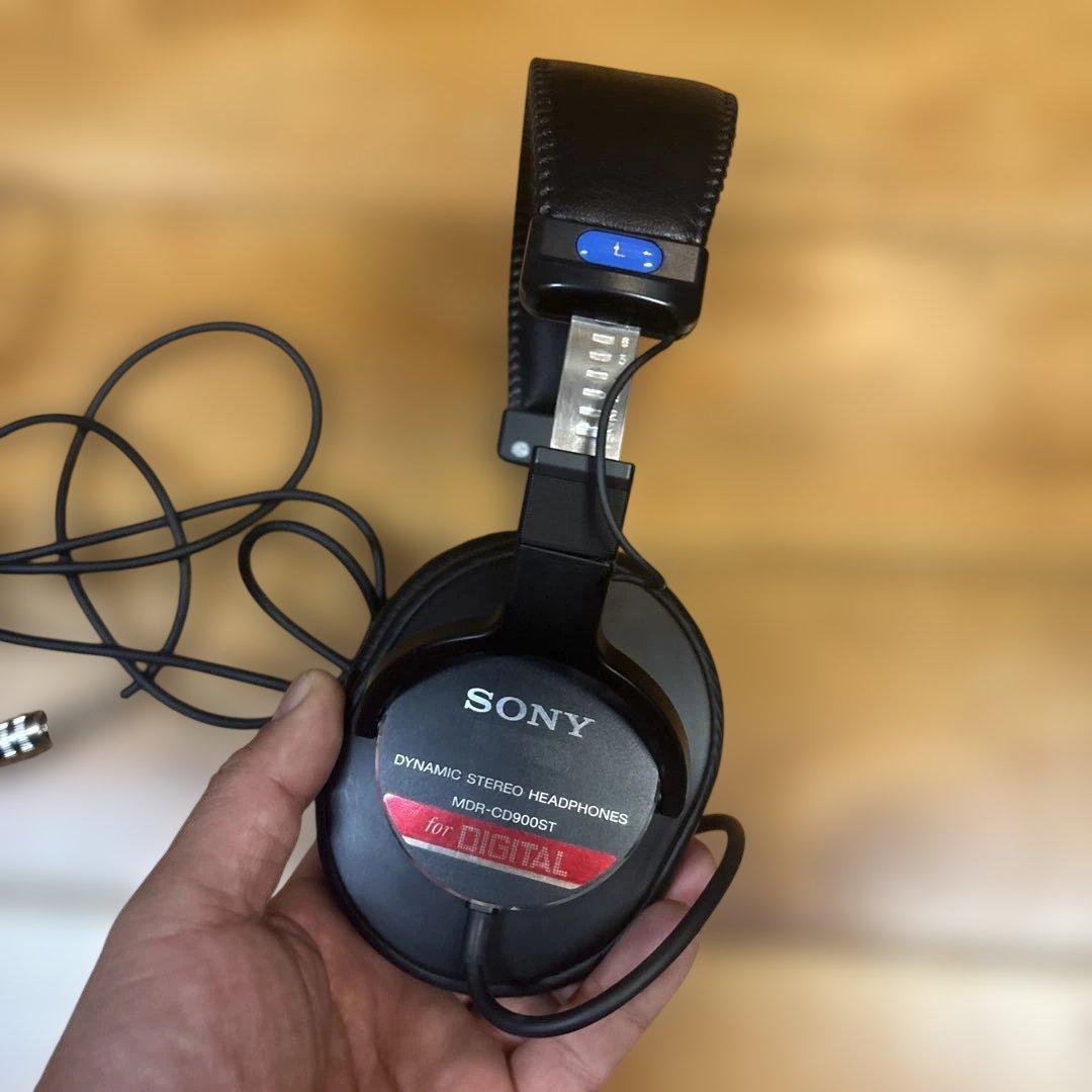 ヘッドホン SONY MDR-CD900ST
