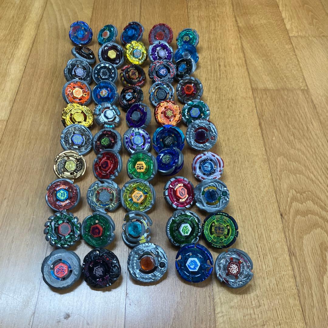 ベイブレード　50個まとめうり