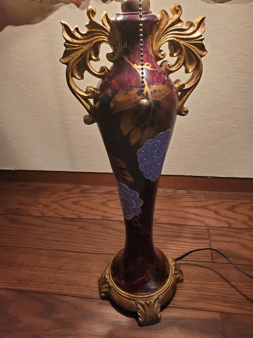 【期間限定出品＊】葡萄のステンドグラスランプ　　照明器具　アールヌーボー