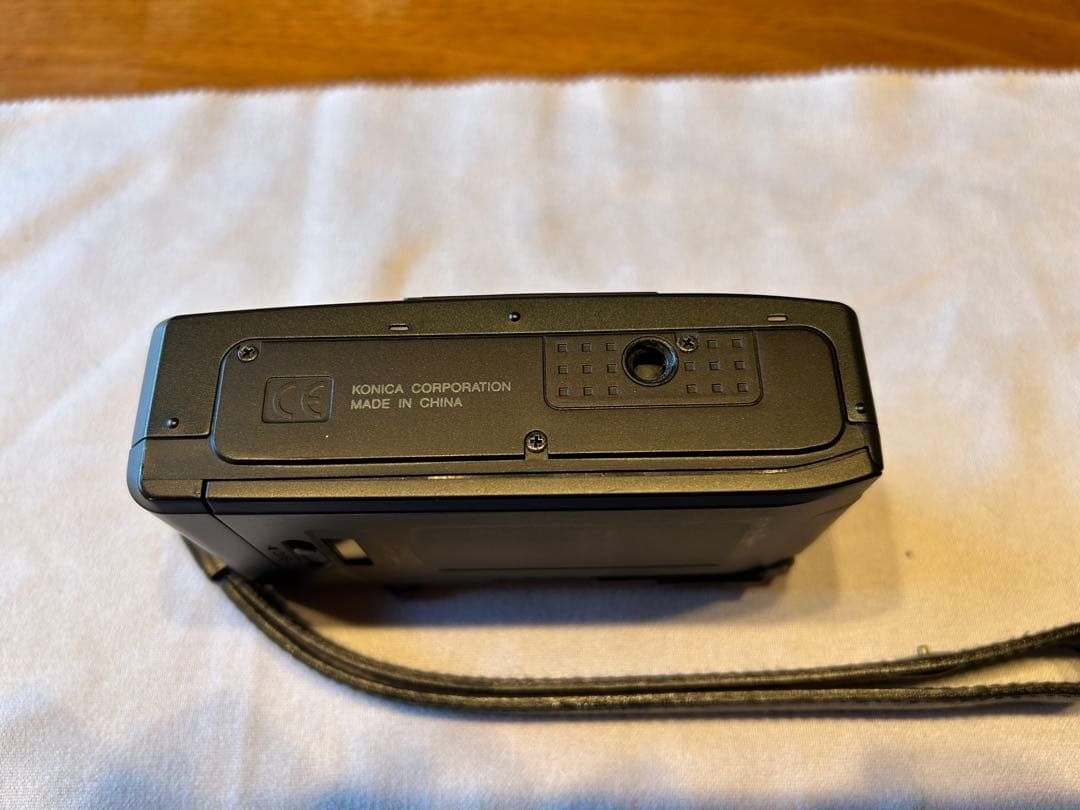 Konica Lexio 70 コンパクトカメラ　革製ケース付き