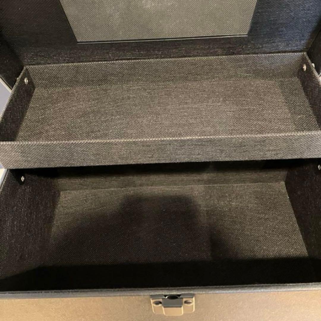 新品箱付き　MAC 非売品　メイクボックス　ブラック