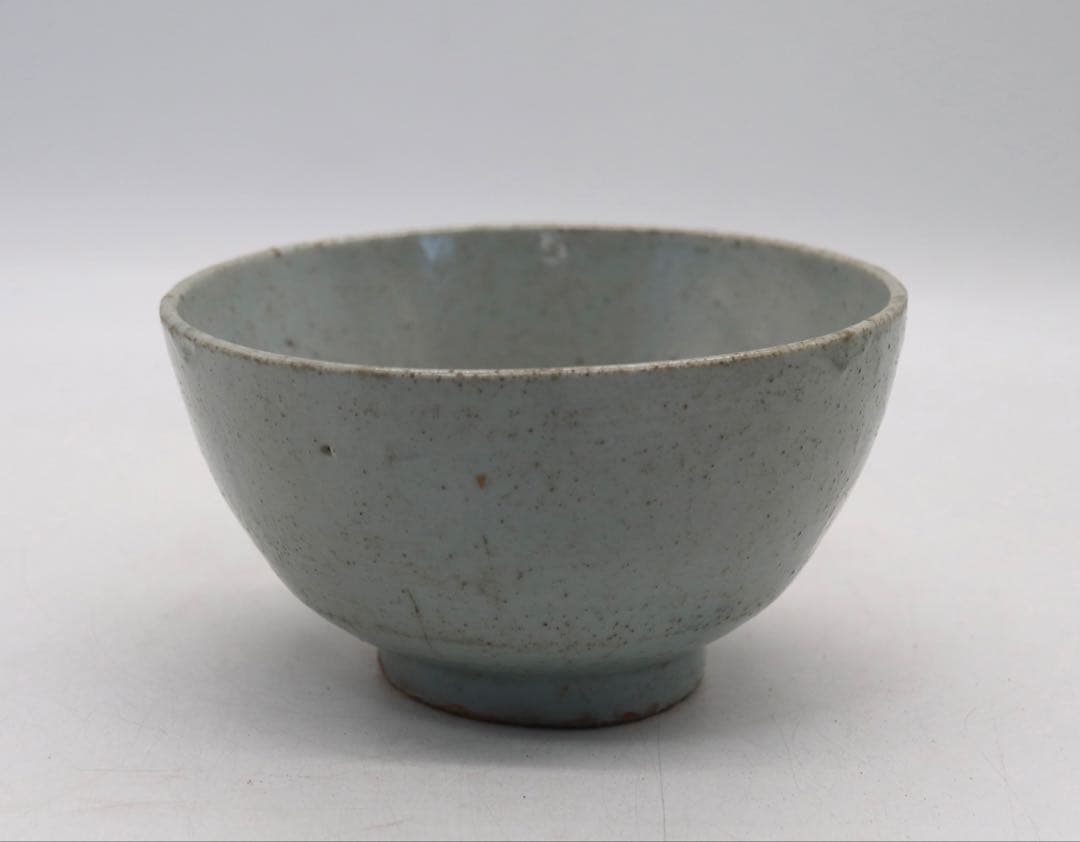 李朝　白磁茶碗　木箱付　送料込み250214