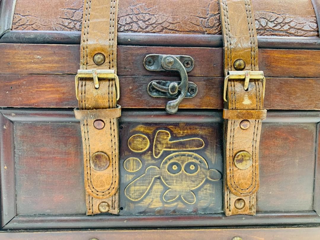 66Z 海物語 宝箱 木製 革製 限定品 パチンコ