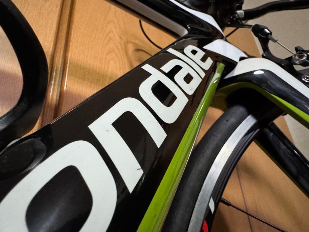 自転車本体 CANNONDALE SLICE 105