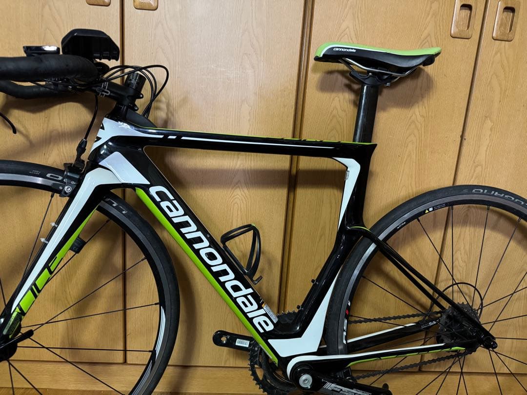 自転車本体 CANNONDALE SLICE 105