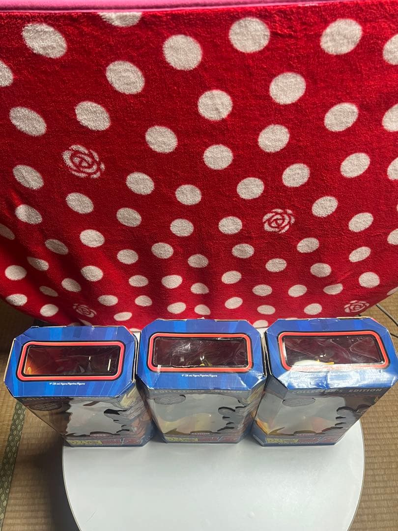 ドラゴンボールフィギュア海外版3種(新品未開封)