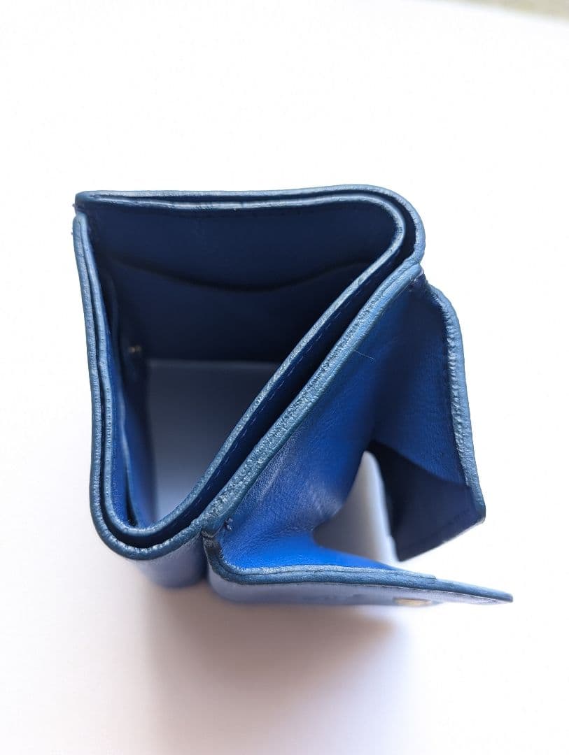 イルビゾンテ【限定色ミルティーロ】トリフォルドウォレット 希少 完売品 男女兼用