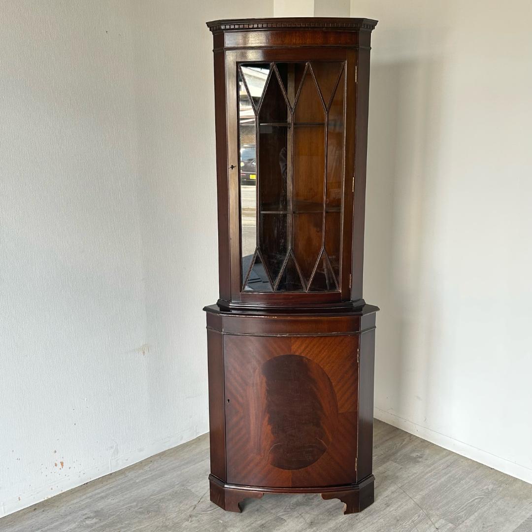 イギリス アンティーク　家具 コーナーキャビネット　1950年頃 516A
