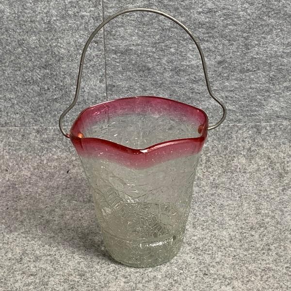 赤被せ縁ガラス朝顔形氷裂文アイスペール [B27515]