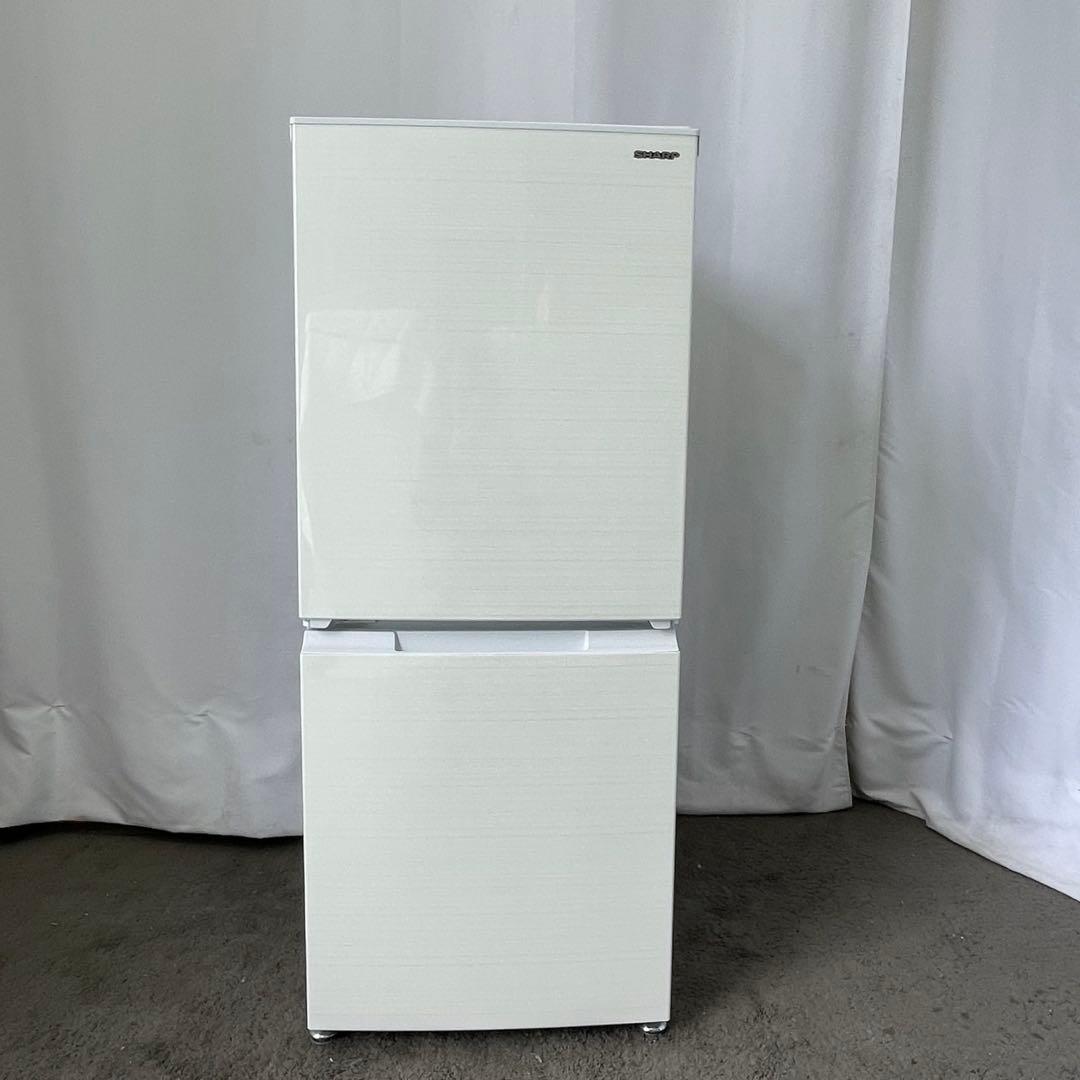 K★497 　シャープ　冷蔵庫　21年製　つけかえドア　152ℓ 　中古