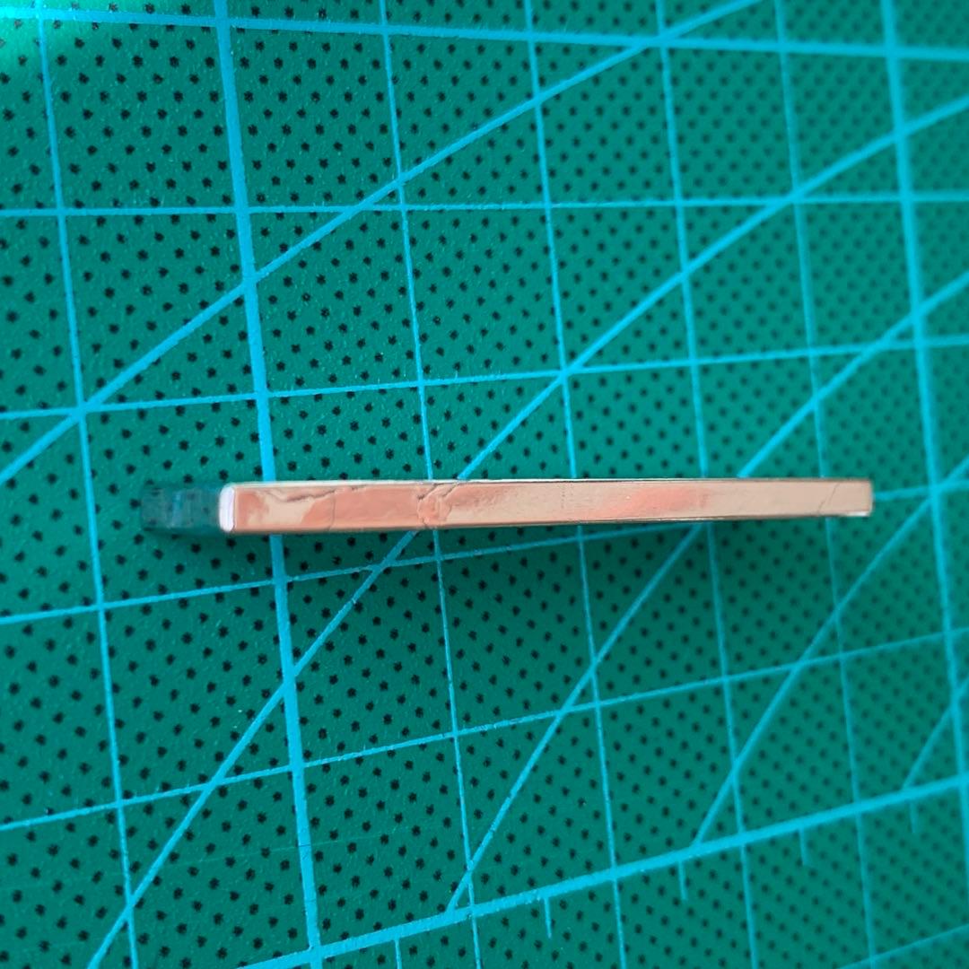 ギベオン隕石 切り出し エッチング加工無し 光沢仕上げ 約8.5g