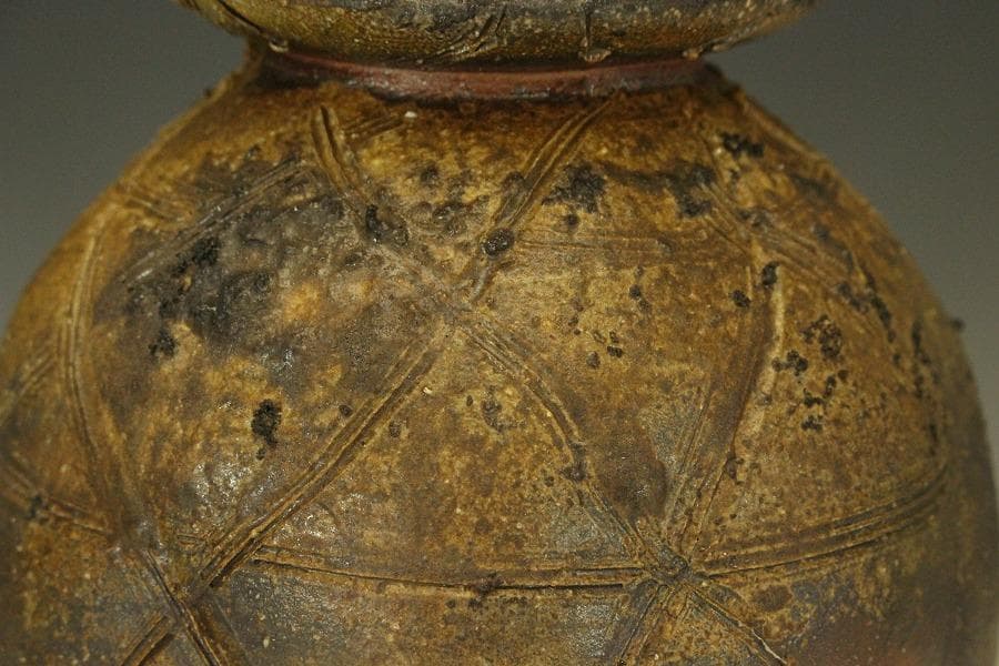 備前焼 かご目壷 陶蔵 箱入 527