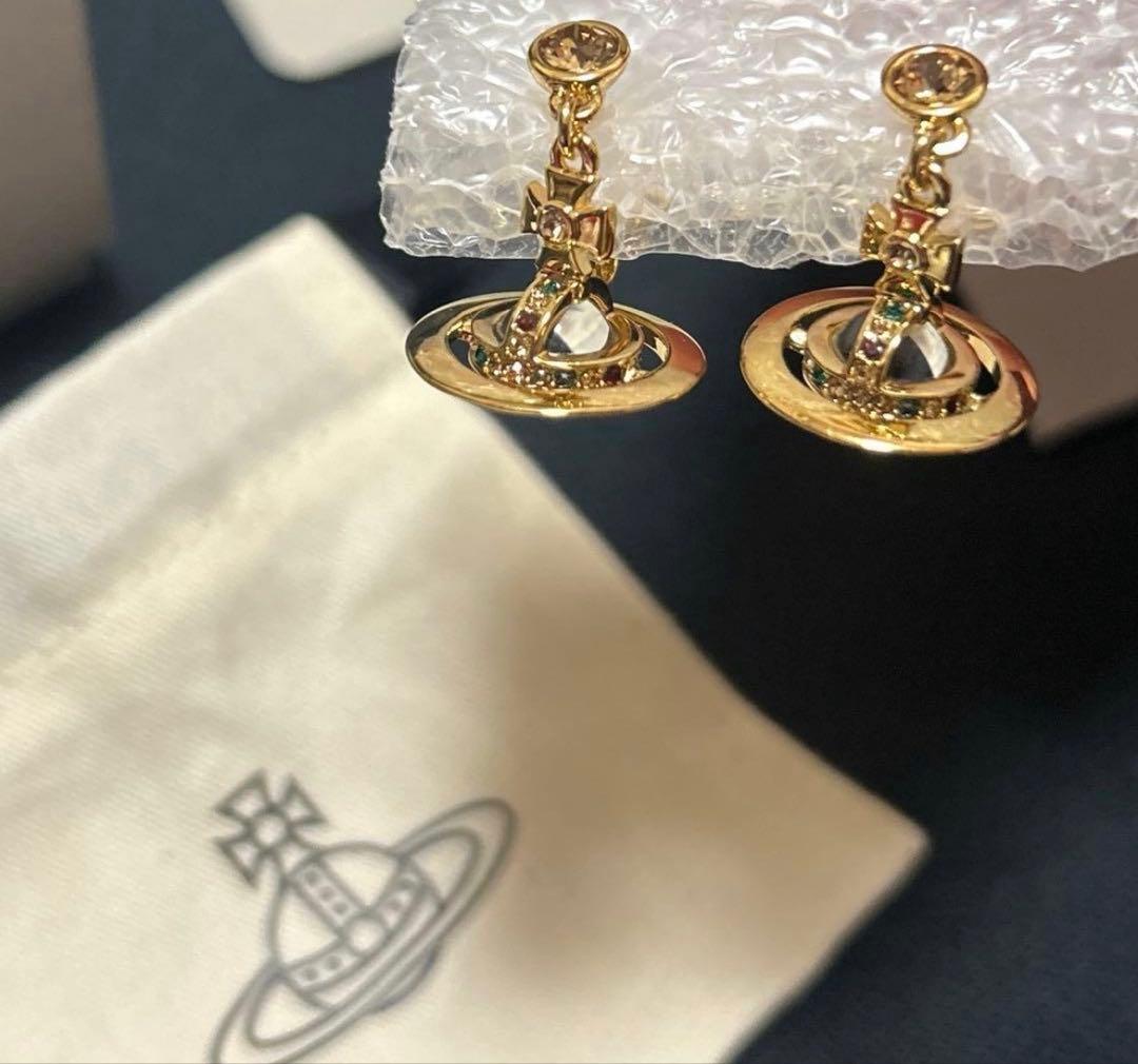 ヴィヴィアンウエストウッド ピアス