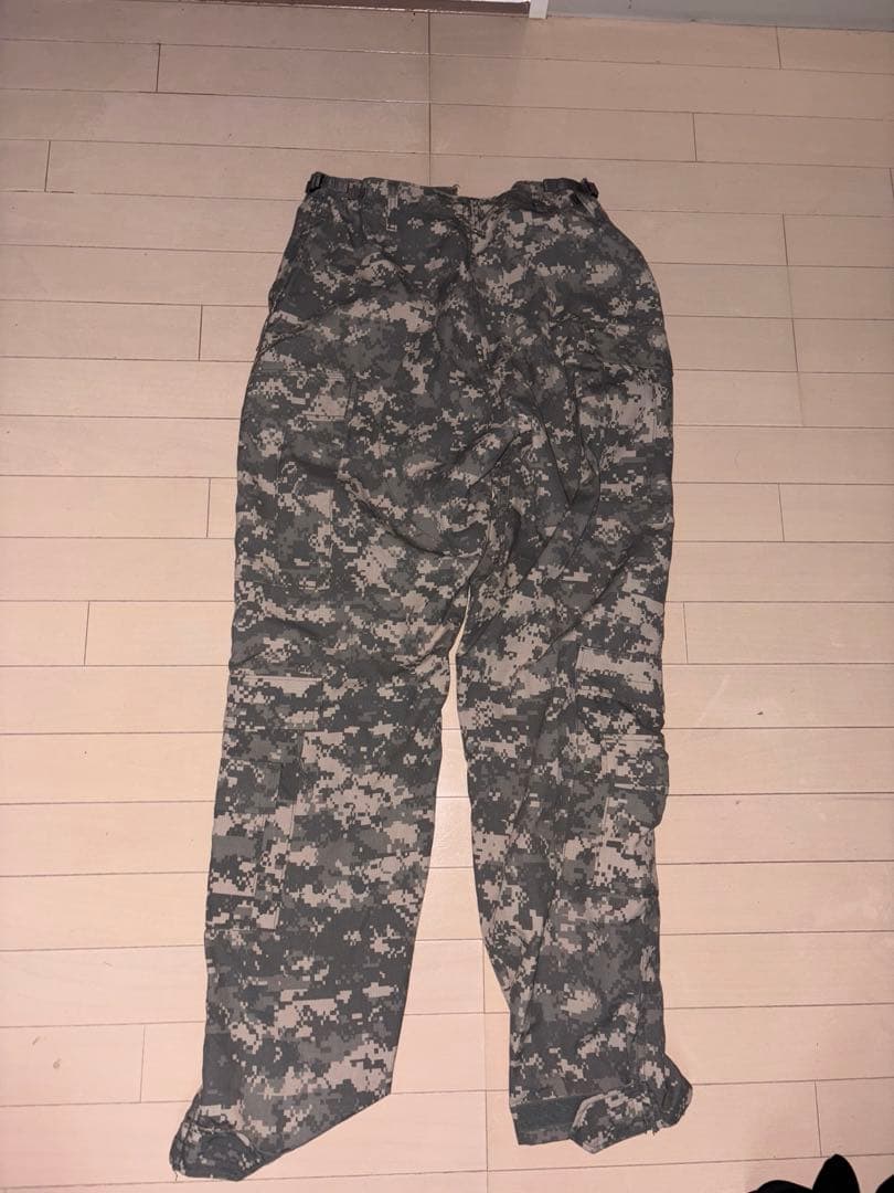 デジタル迷彩 迷彩服