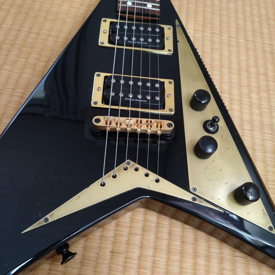 価格交渉ご自由に!変形V　ギター　黒　ブラック