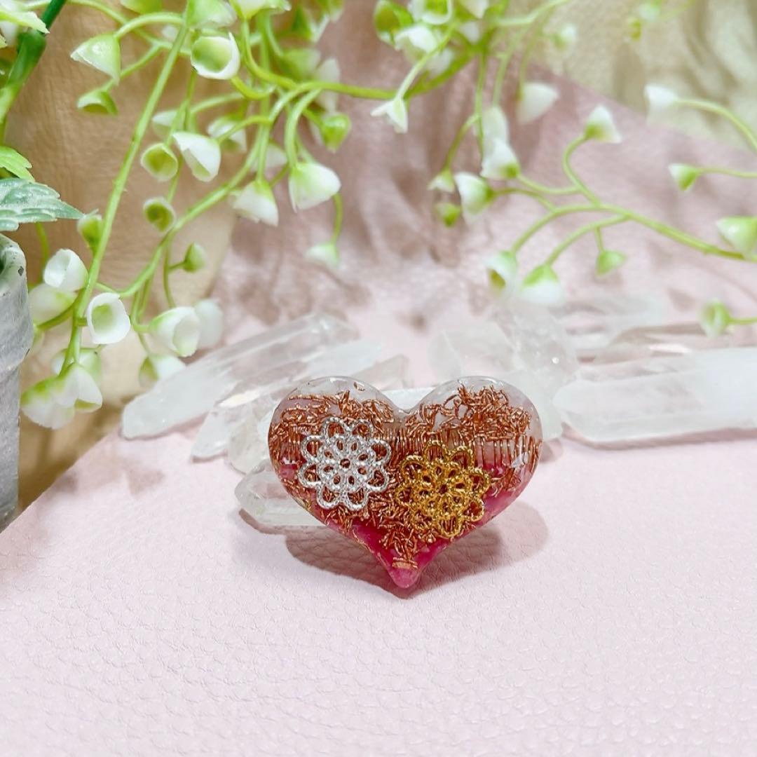 癒しのオルゴナイト❤️ミルキークンツァイト＋ロードナイトのハート型♡