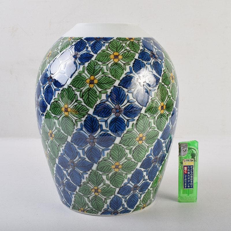 九谷焼　宮川哲爾造　色絵草花更紗文　壺　共箱　M　R9209B