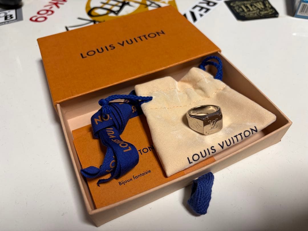 マンさん　ルイ・ヴィトン　モノグラム シグネットリング 指輪