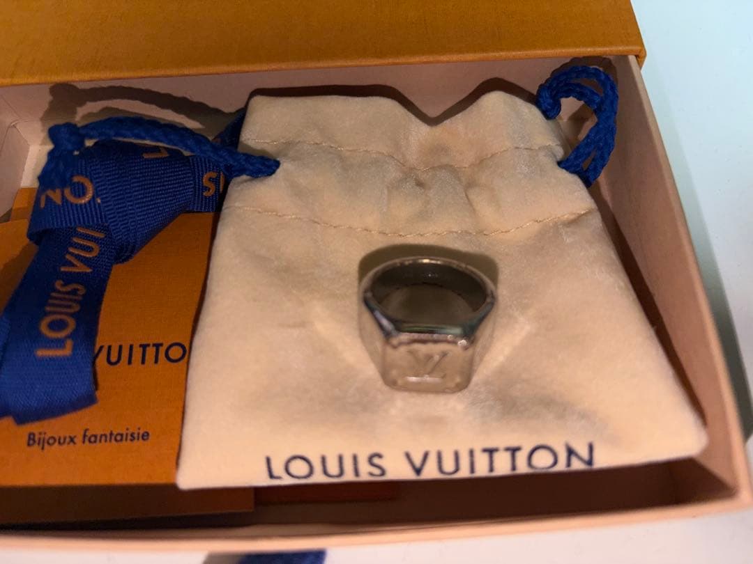 マンさん　ルイ・ヴィトン　モノグラム シグネットリング 指輪