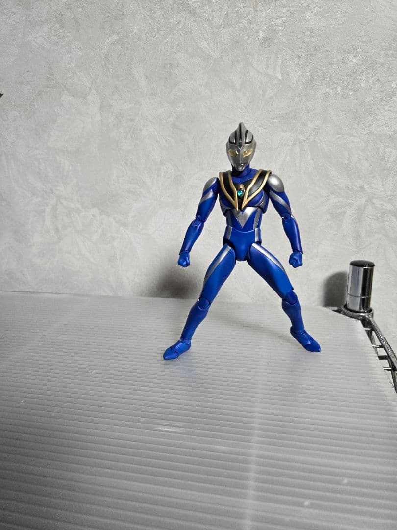 ULTRAACT ウルトラマンアグル V2 ウルトラアクト ウルトラマンガイア