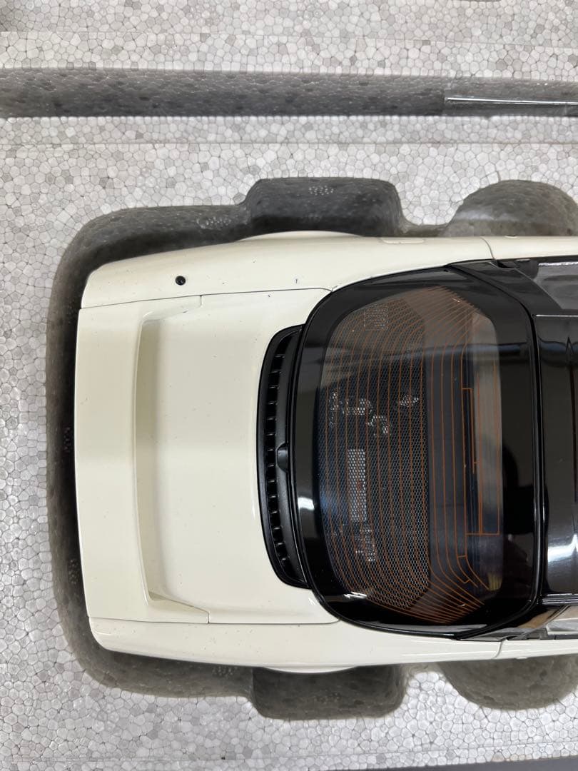 オートアートNSX タイプR チャンピオンシップ ホワイト1/18