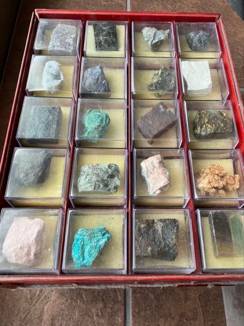 最終売切りセール❗️【絶版品】デアゴスティーニ 地球の鉱物 コレクション全120個