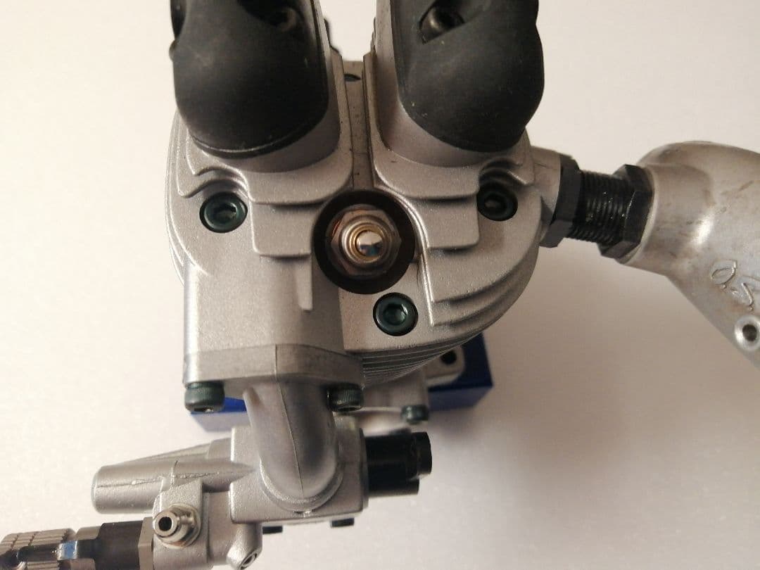 FS-62V　OSのラジコン飛行機用４サイクルエンジン　中古美品