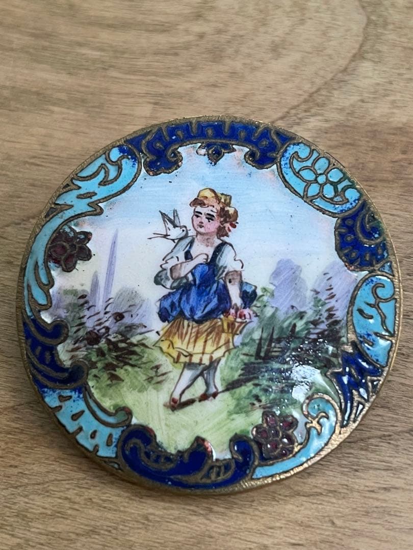 ⬇️【希少】アンティーク エナメル手書き　ボタン