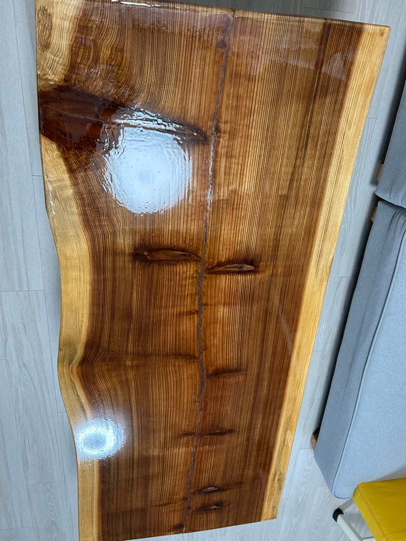 杉　一枚板　テーブル　と　アイアン足