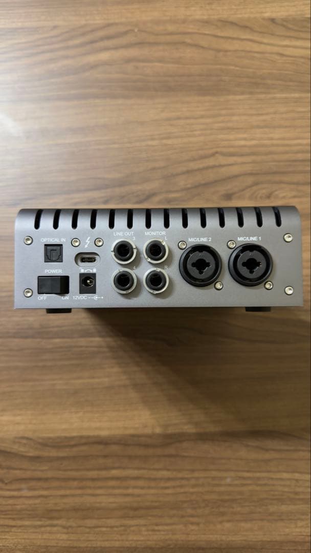 Apollo Twin X QUAD 【専用ケース&サンダーボルト3ケーブル付】