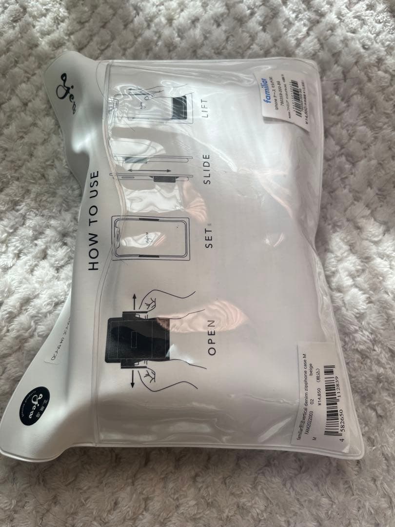 ファミリア ajew スマホケース マルチ対応サイズM