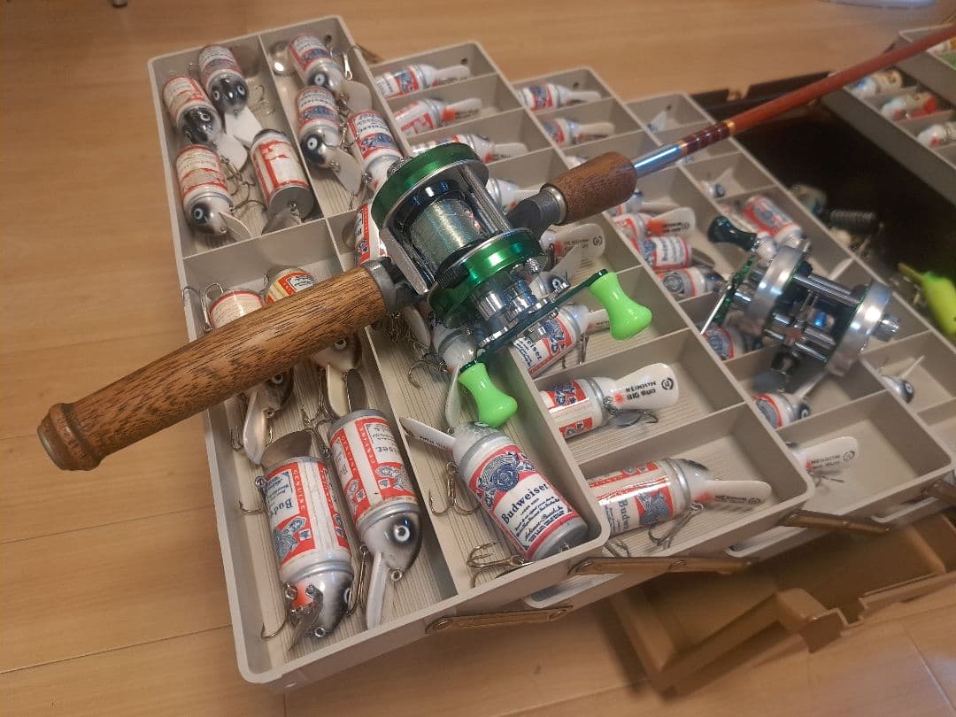 VAGABOND　MillionFish　CASTING GRIP