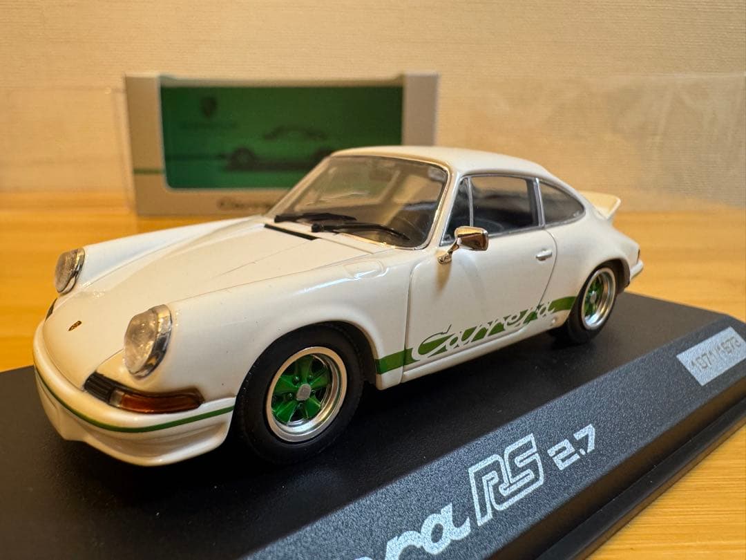 【MINICHAMPS】限定モデル Porsche Carrera RS2.7