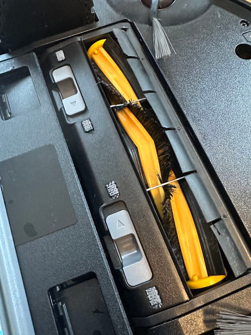 【美品】水拭き、お掃除ロボット　DEEBOT OZMO T8+