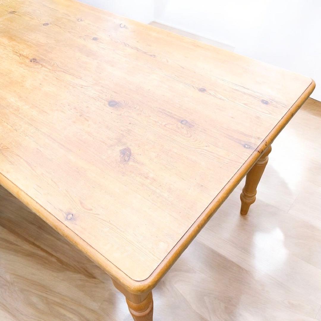ペニーワイズ　家具　ダイニングテーブル パイン無垢材