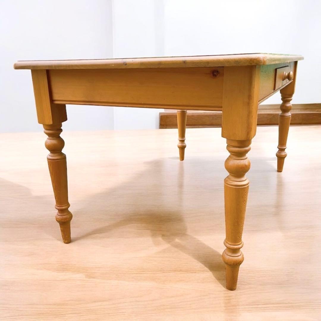 ペニーワイズ　家具　ダイニングテーブル パイン無垢材