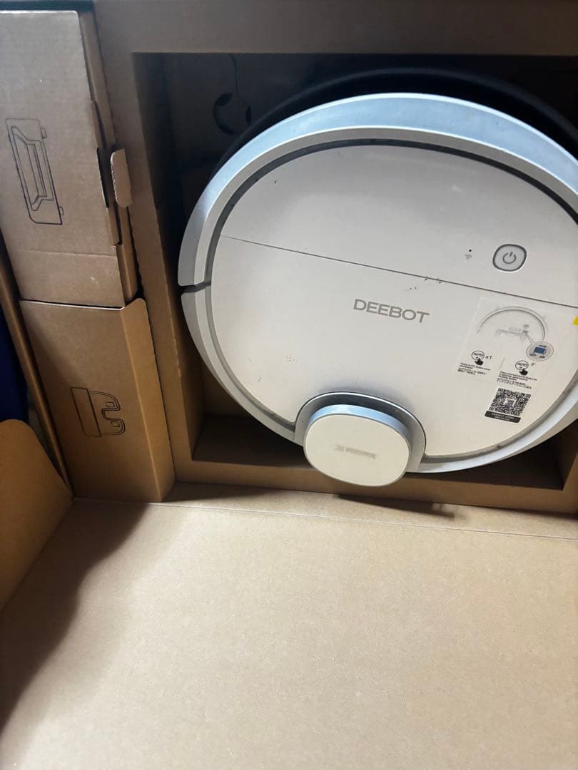 ECOVACS DEEBOT OZMO 901 本体