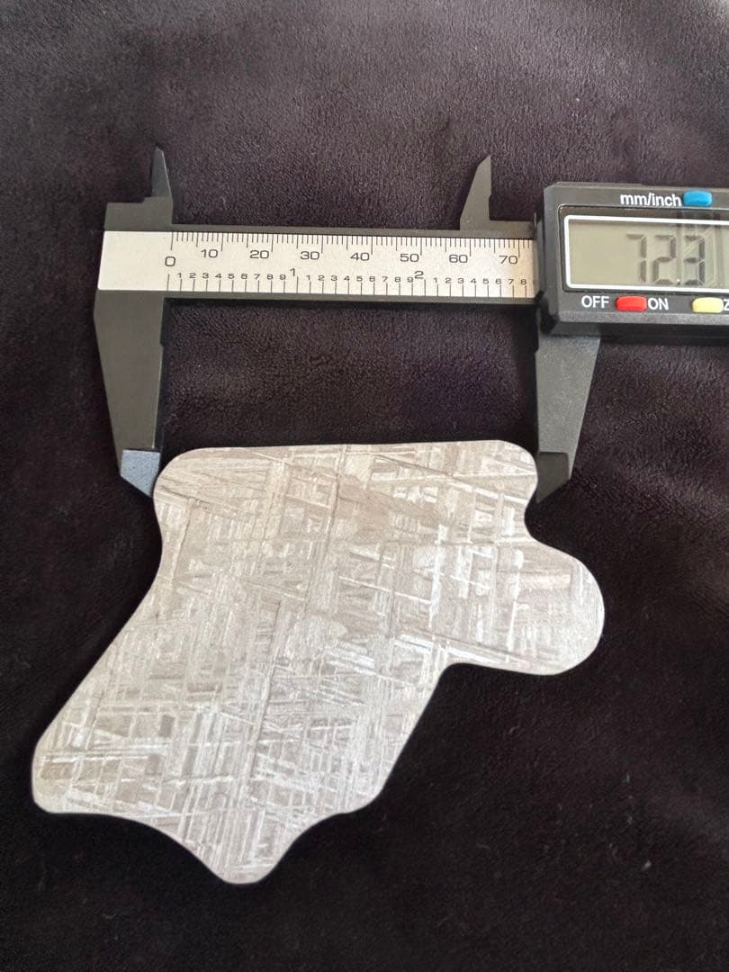 ムオニオナルスタ 隕石 ビッグスライスカット341.17g