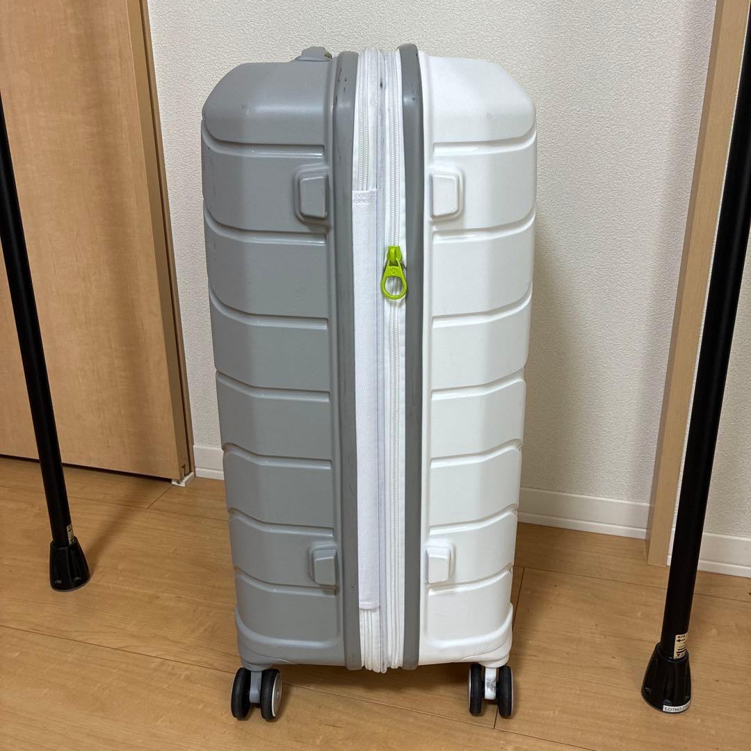 バッグ Samsonite Freeform 24 SPINNER WHITE GREY