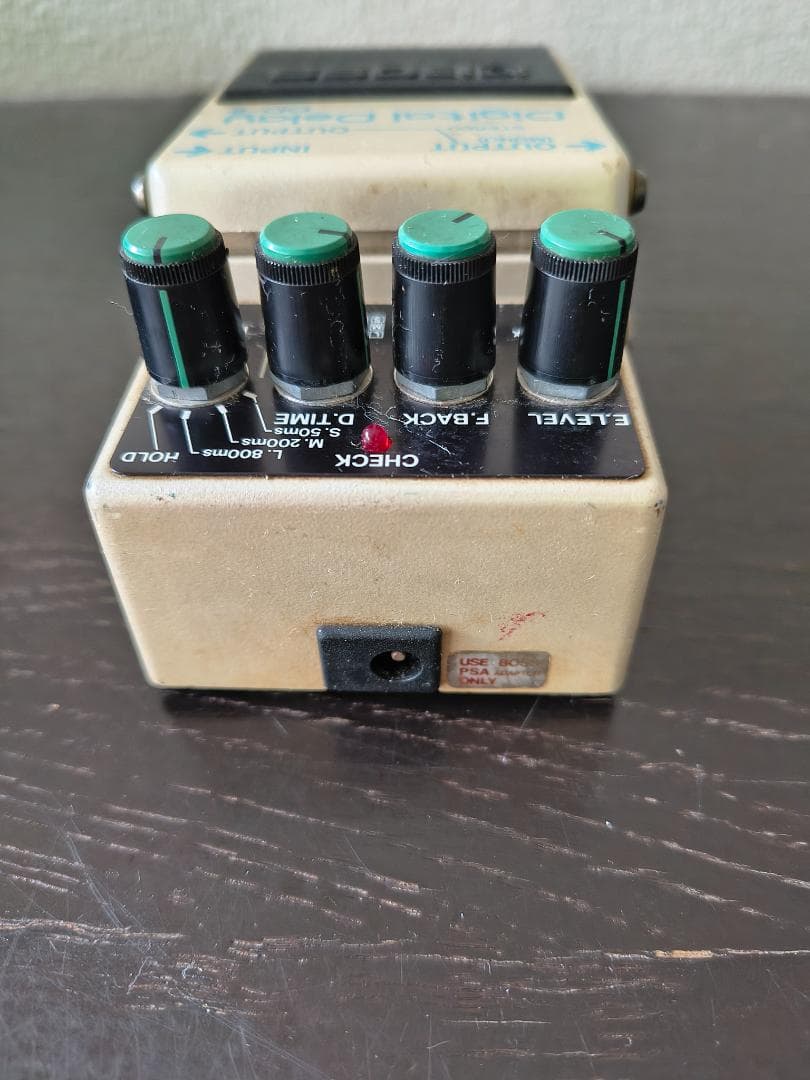 中古品 BOSS デジタルディレイ DD-2　ACアダプター付き