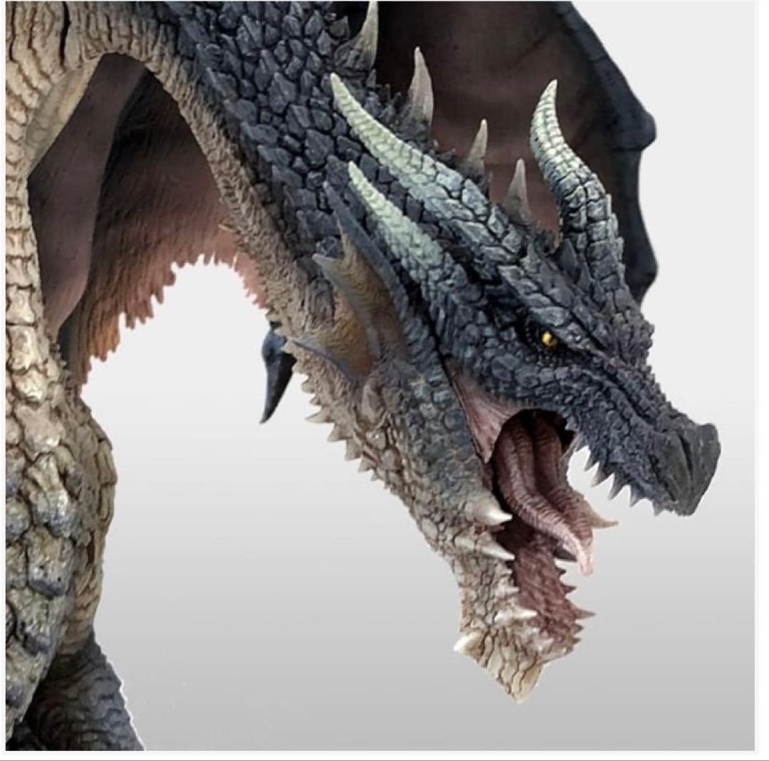 新品未開封、梱包箱伝票跡なし カプコン クリエイターズモデル 黒龍 ミラボレアス