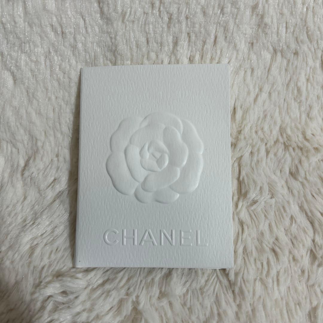 CHANEL ココマーク ラムスキン マトラッセ 三つ折り 長財布