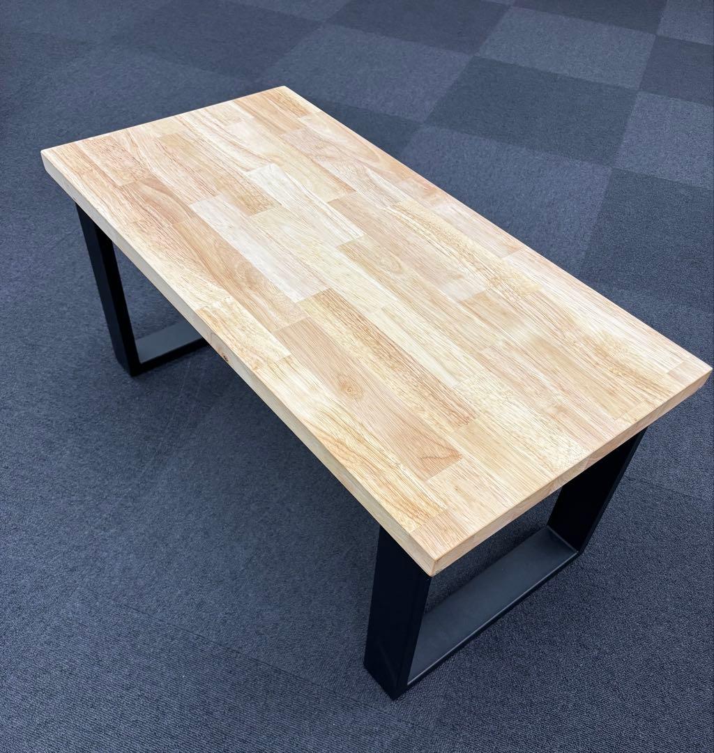 ローテーブル ゴム材 × アイアン脚 口型 無垢材