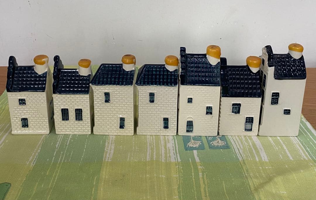 KLMオランダ航空　デルフト焼　ミニチュアハウス