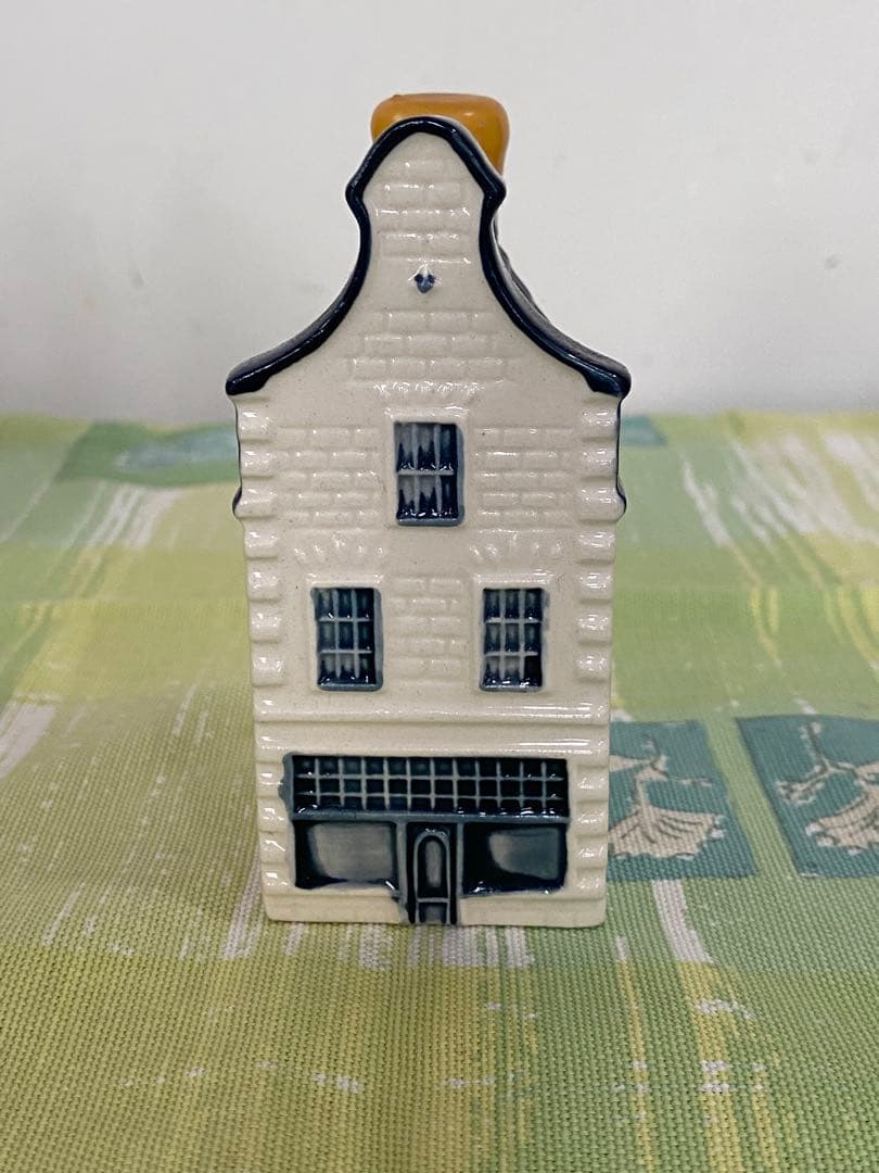 KLMオランダ航空　デルフト焼　ミニチュアハウス