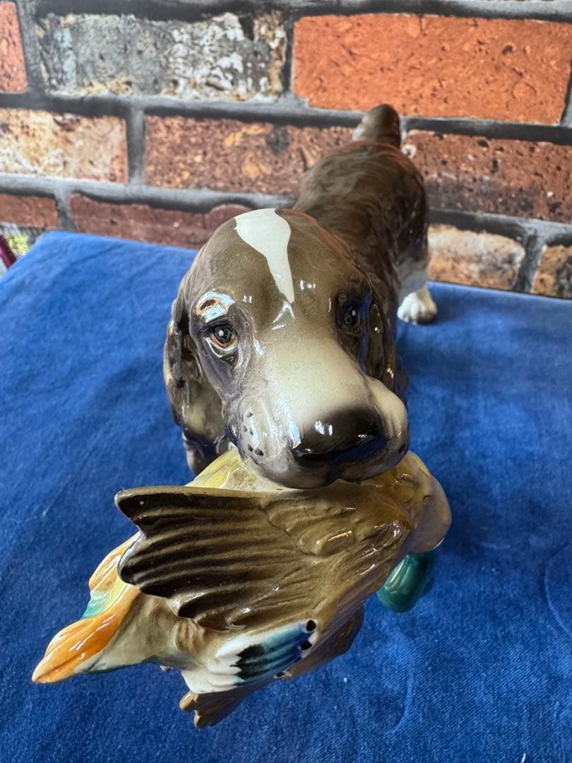 陶器製　犬の置物