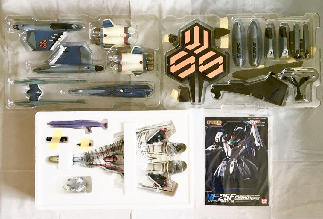 DX超合金マクロスF VF-25Fトルネードメサイアバルキリー(早乙女アルト機)