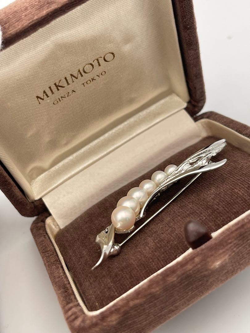 MIKIMOTO 真珠 リーフブローチ