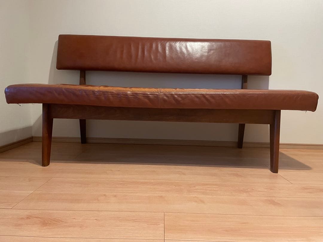 SHIGIYAMAシギヤマ 岩倉榮利YUZUシリーズ 2人掛けLDチェア 革張り