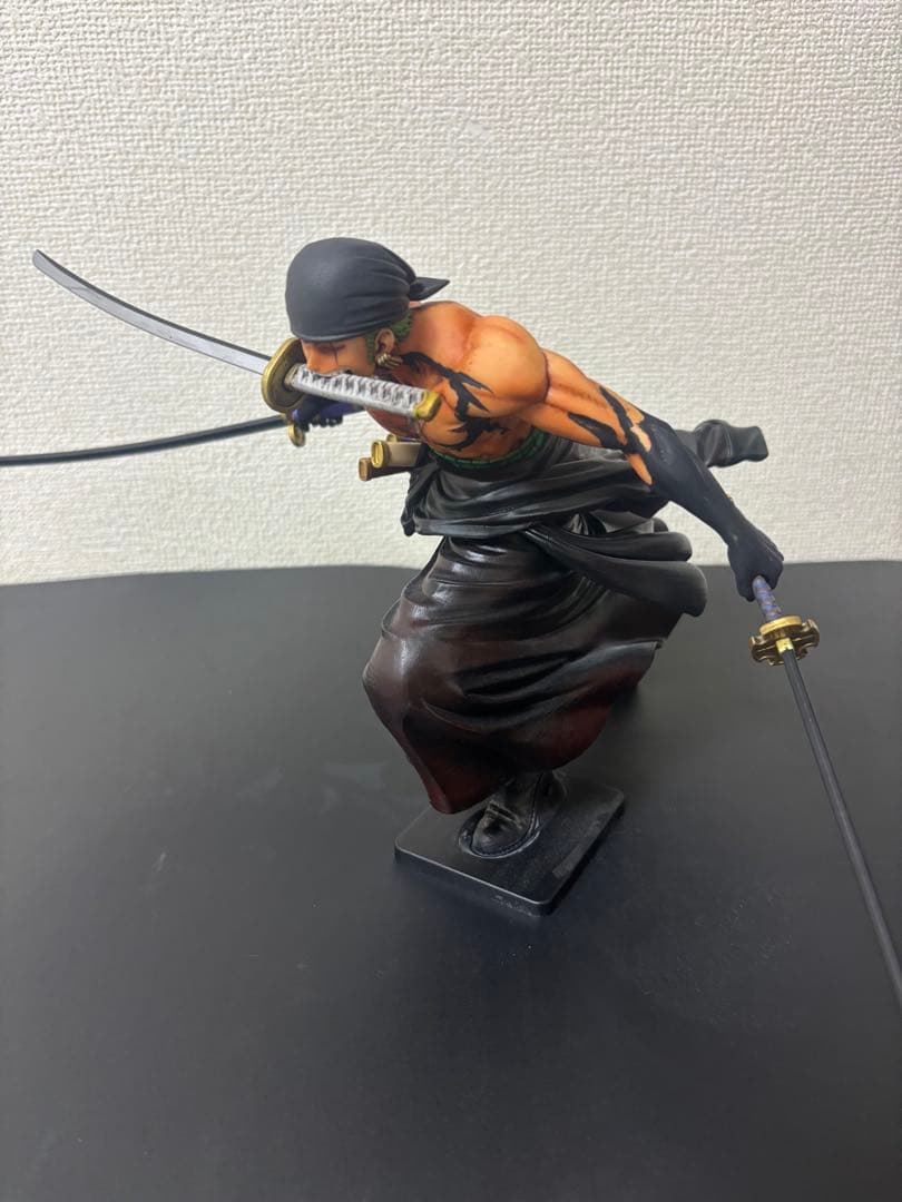 ワンピース　グランディスタ　ゾロ　フィギュアリペイント